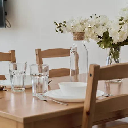 Cozy With Amazing View Of The By Renters Apartman