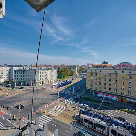 Cozy With Amazing View Of The By Renters Apartman Wrocław